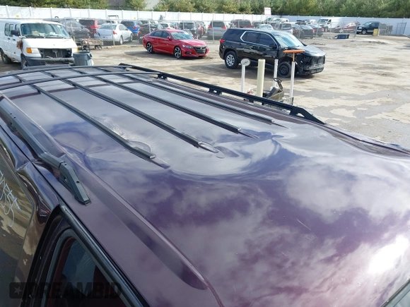 1997 Chevrolet Suburban with VIN 3GNFK16R8VG144969, listed as a IAAI auction lot 42070555 with 197,580 mi miles and . Bid and sale history available at DreamBid. Image 6.