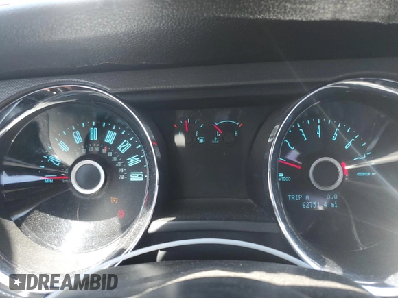 2014 Ford Mustang V6 with VIN 1ZVBP8EM1E5267136, listed as a Copart auction lot 58243345 with 62,751 mi miles and Salvage title. Bid and sale history available at DreamBid. Image 9.