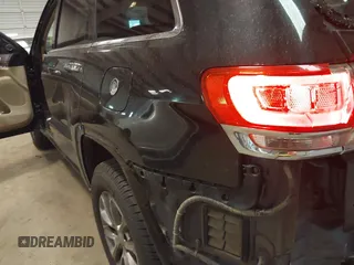 2015 Jeep Grand Cherokee Limited with VIN 1C4RJFBGXFC205124, listed as a IAAI auction lot 41405059 with 194,124 mi miles. Bid and sale history available at carsss.com. Image 18.