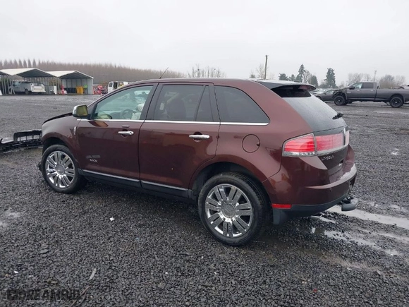2009 Lincoln MKX with VIN 2LMDU88C89BJ03519, listed as a IAAI auction lot 41082659 with 171,216 mi miles. Bid and sale history available at carsss.com. Image 3.