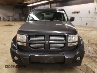 2011 Dodge Nitro SXT z VIN 1D4PT5GK1BW544942, wystawiony jako Copart lot #79857243 z przebiegiem 128 613 mil mil oraz Czysty tytuł • Clean title. Historia ofert i sprzedaży dostępna na DreamBid. Obrazek 5.
