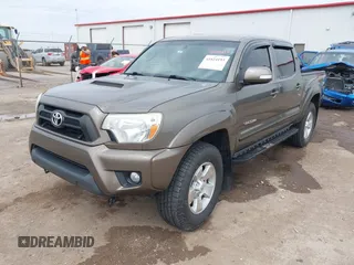 2013 Toyota Tacoma with VIN 3TMLU4EN6DM118537, listed as a IAAI auction lot 41824193 with 158,504 mi miles and . Bid and sale history available at DreamBid. Image 17.