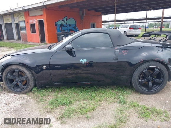 2004 Nissan 350Z Touring with VIN JN1AZ36A44T011330, listed as a IAAI auction lot 41925648 with 139,353 mi miles. Bid and sale history available at carsss.com. Image 15.