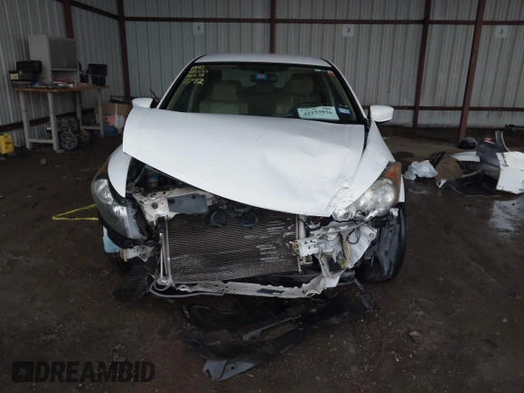 2012 Honda Accord SE z VIN 1HGCP2F67CA067792, wystawiony jako IAAI lot #42193036 z przebiegiem 151 332 mil mil oraz . Historia ofert i sprzedaży dostępna na DreamBid. Obrazek 12.
