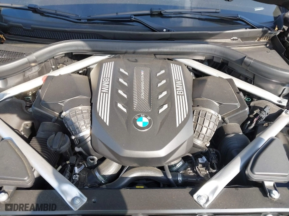 2022 BMW X7 M50i with VIN 5UXCX6C03N9M51772, listed as a IAAI auction lot 41780026 with 26,001 mi miles. Bid and sale history available at carsss.com. Image 10.