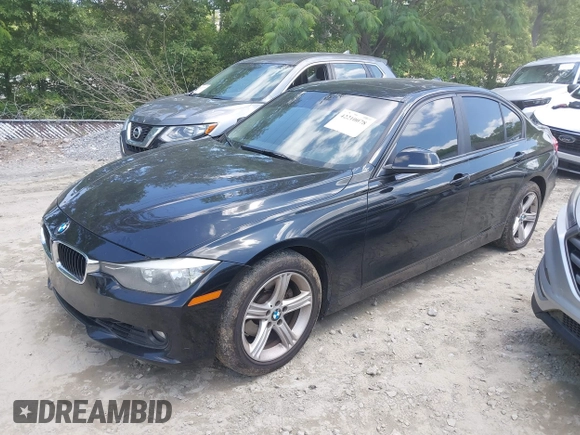 2013 BMW 3 Series 328i xDrive with VIN WBA3B5G53DNS03606, listed as a IAAI auction lot 42210078 with 223,056 mi miles and . Bid and sale history available at DreamBid. Image 17.
