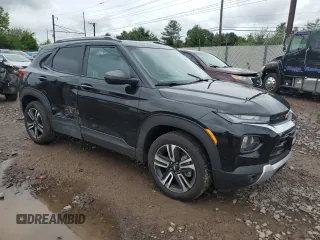 2023 Chevrolet TrailBlazer LT with VIN KL79MRSL9PB189525, listed as a Copart auction lot 66395544 with 17,807 mi miles and Salvage Title. Bid and sale history available at DreamBid. Image 4.
