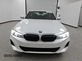 2024 BMW 3 Series 330i with VIN 3MW69FF00R8E89560, listed as a Copart auction lot 52459365 with 18,931 mi miles and Clean Title. Bid and sale history available at carsss.com. Image 5.