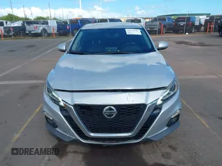 2020 Nissan Altima 2.5 SL with VIN 1N4BL4EV2LC135355, listed as a IAAI auction lot 41778726 with 104,603 mi miles. Bid and sale history available at carsss.com. Image 12.