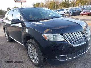 2012 Lincoln MKX with VIN 2LMDJ6JK0CBL02487, listed as a IAAI auction lot 41191697 with 164,653 mi miles. Bid and sale history available at carsss.com. Image 1.