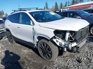 2020 GMC Terrain SLT with VIN 3GKALVEX0LL175567, listed as a IAAI auction lot 41423772 with 39,742 mi miles. Bid and sale history available at carsss.com. Image 1.