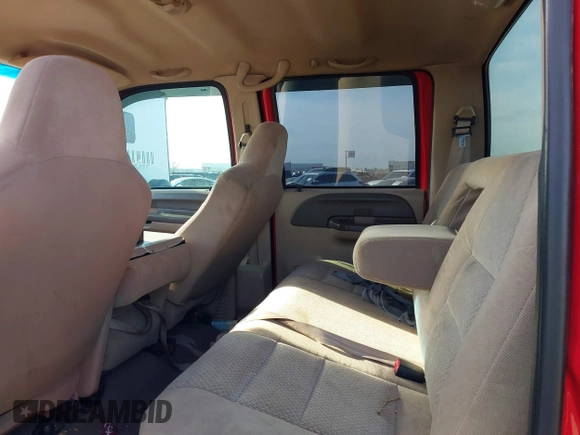 2002 Ford Super Duty F-250 XL with VIN 1FTNW21F32EA54756, listed as a IAAI auction lot 41856957 with 424,108 mi miles. Bid and sale history available at carsss.com. Image 8.