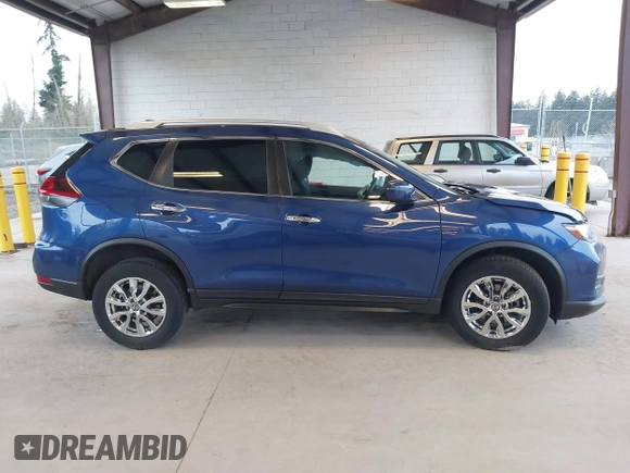 2018 Nissan Rogue SV with VIN 5N1AT2MV7JC800092, listed as a IAAI auction lot 41953847 with 86,168 mi miles and . Bid and sale history available at carsss.com. Image 14.