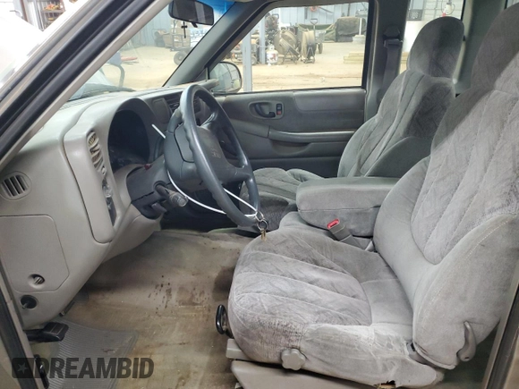 1998 GMC Sonoma SLS with VIN 1GTCS1943W8520982, listed as a Copart auction lot 48259045 with 218,811 mi miles and Salvage Title. Bid and sale history available at carsss.com. Image 7.