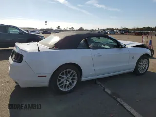 2014 Ford Mustang V6 z VIN 1ZVBP8EMXE5218467, wystawiony jako Copart lot #43163375 z przebiegiem 47 820 mil mil oraz Nie do naprawy • Non repairable. Historia ofert i sprzedaży dostępna na DreamBid. Obrazek 3.