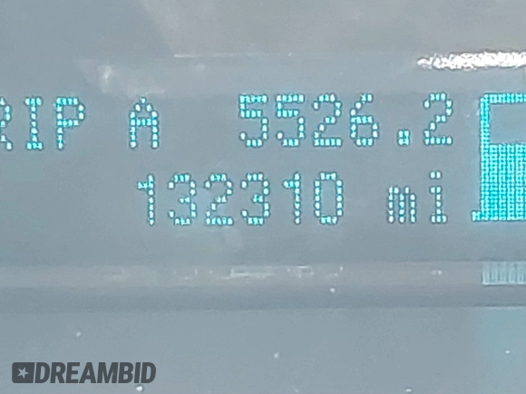 2011 Ford Taurus SEL z VIN 1FAHP2EW7BG123740, wystawiony jako IAAI lot #41890761 z przebiegiem 132 310 mil mil oraz . Historia ofert i sprzedaży dostępna na DreamBid. Obrazek 16.