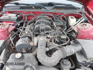 2005 Ford Mustang Deluxe z VIN 1ZVFT80N955128031, wystawiony jako IAAI lot #42557098 z przebiegiem 138 447 mil mil oraz . Historia ofert i sprzedaży dostępna na DreamBid. Obrazek 10.