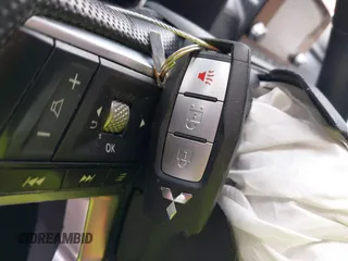 2024 Mitsubishi Outlander ES z VIN JA4J3UA86RZ007013, wystawiony jako IAAI lot #41643993 z przebiegiem 106 572 mil mil oraz . Historia ofert i sprzedaży dostępna na DreamBid. Obrazek 11.