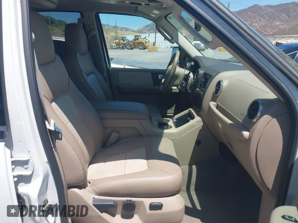 2003 Ford Expedition Eddie Bauer with VIN 1FMPU18L33LC16060, listed as a IAAI auction lot 42698132 with 224,088 mi miles and . Bid and sale history available at DreamBid. Image 5.