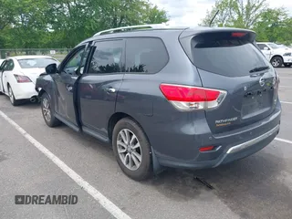 2014 Nissan Pathfinder S with VIN 5N1AR2MM6EC616953, listed as a IAAI auction lot 42352267 with 164,537 mi miles and . Bid and sale history available at DreamBid. Image 3.