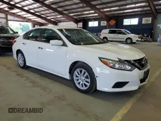 2017 Nissan Altima SV with VIN 1N4AL3AP1HC200944, listed as a Copart auction lot 62348245 with 138,883 mi miles and Clean title. Bid and sale history available at DreamBid. Image 4.
