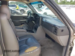 2004 Chevrolet Tahoe LS with VIN 1GNEC13Z24R168616, listed as a IAAI auction lot 42216322 with Not provided miles and . Bid and sale history available at DreamBid. Image 5.