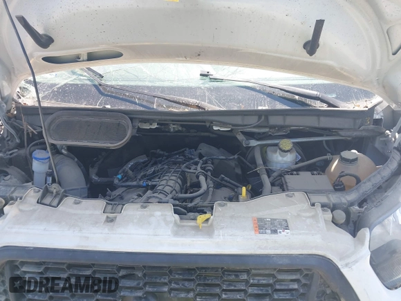 2022 Ford Transit Cargo with VIN 1FTBF4XG3NKA44975, listed as a IAAI auction lot 42666045 with 40,682 mi miles and . Bid and sale history available at DreamBid. Image 10.