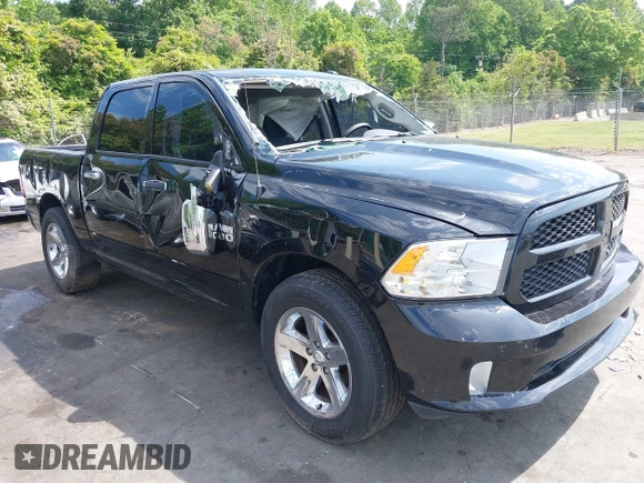 2017 Ram 1500 Express z VIN 3C6RR6KTXHG783074, wystawiony jako IAAI lot #42139881 z przebiegiem 158 633 mil mil oraz . Historia ofert i sprzedaży dostępna na DreamBid. Obrazek 1.