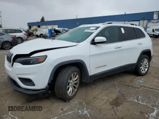 2019 Jeep Cherokee Latitude with VIN 1C4PJLCB3KD262715, listed as a Copart auction lot 41514745 with 105,796 mi miles and Clean Title. Bid and sale history available at carsss.com. Image 1.