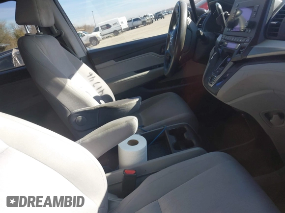 2018 Honda Odyssey LX with VIN 5FNRL6H2XJB041746, listed as a IAAI auction lot 41232936 with 119,509 mi miles. Bid and sale history available at carsss.com. Image 5.