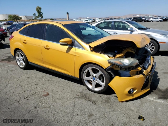 2012 Ford Focus Titanium with VIN 1FAHP3J27CL228036, listed as a Copart auction lot 69719014 with 118,266 mi miles and Salvage Title. Bid and sale history available at carsss.com. Image 4.