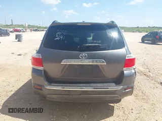 2012 Toyota Highlander Limited with VIN 5TDYK3EH5CS087389, listed as a IAAI auction lot 42104535 with 182,372 mi miles and . Bid and sale history available at DreamBid. Image 17.