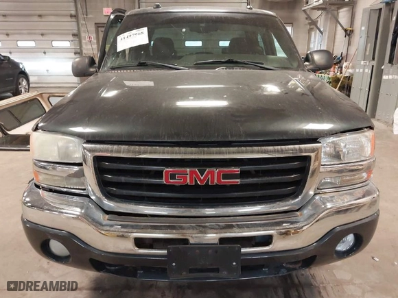 2004 GMC Sierra 1500 Crew Cab SLE with VIN 2GTEK13T741338064, listed as a IAAI auction lot 41497968 with 198,869 mi miles. Bid and sale history available at carsss.com. Image 13.
