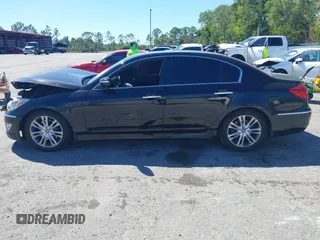 2013 Hyundai Genesis 3.8L with VIN KMHGC4DD7DU256396, listed as a IAAI auction lot 41839540 with 90,105 mi miles. Bid and sale history available at carsss.com. Image 15.