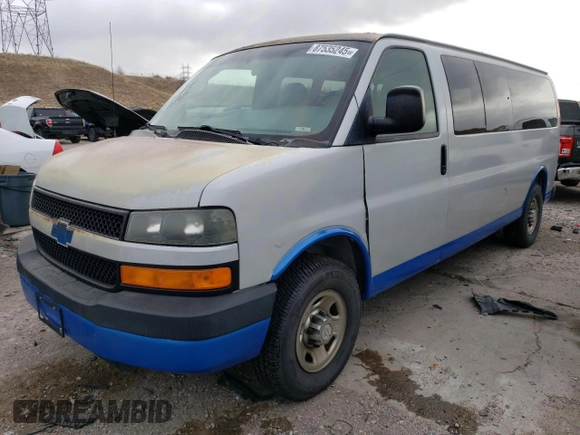 2007 Chevrolet Express Passenger z VIN 1GAHG39U571153735, wystawiony jako Copart lot #87535245 z przebiegiem 138 634 mil mil oraz Czysty tytuł • Clean title. Historia ofert i sprzedaży dostępna na DreamBid. Obrazek 1.