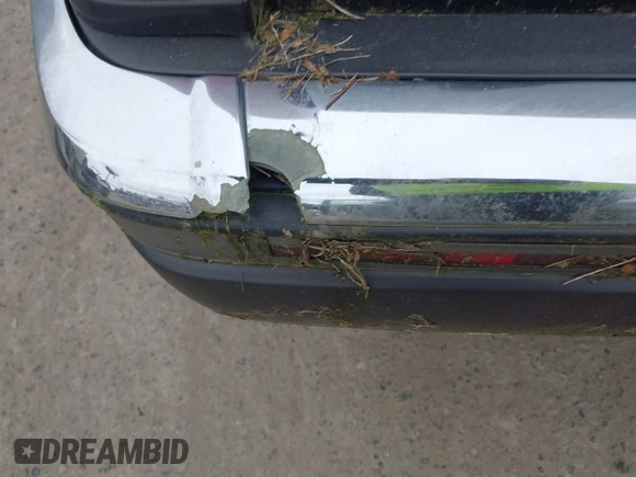 1992 Cadillac Eldorado z VIN 1G6EL13B0NU605624, wystawiony jako IAAI lot #42127549 z przebiegiem Nie podano mil oraz . Historia ofert i sprzedaży dostępna na DreamBid. Obrazek 6.