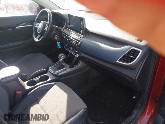 2021 Kia Seltos S with VIN KNDEU2AA3M7229895, listed as a IAAI auction lot 41944059 with 57,000 mi miles and . Bid and sale history available at DreamBid. Image 5.