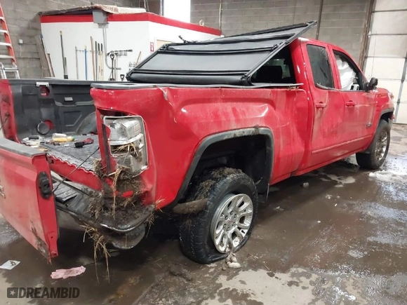 2018 GMC Sierra 1500 SLE with VIN 1GTV2MEC0JZ342278, listed as a IAAI auction lot 41347105 with 105,537 mi miles. Bid and sale history available at carsss.com. Image 4.