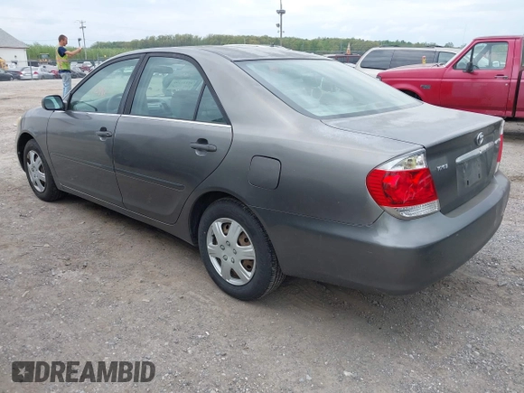 2006 Toyota Camry STD with VIN JTDBE30K063039692, listed as a IAAI auction lot 42121296 with 109,687 mi miles. Bid and sale history available at carsss.com. Image 3.
