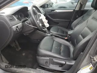 2014 Volkswagen Jetta SE with VIN 3VWD07AJ7EM363186, listed as a Copart auction lot 60873465 with 215,323 mi miles and Salvage title. Bid and sale history available at DreamBid. Image 7.