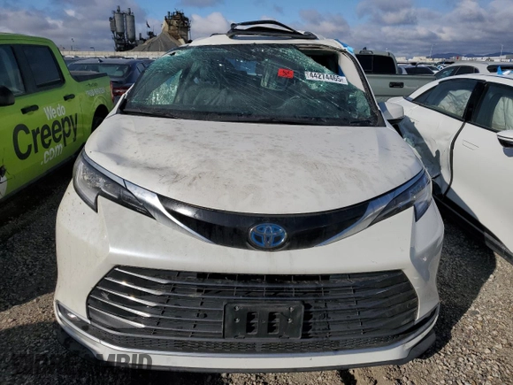 2021 Toyota Sienna Limited with VIN 5TDZRKEC0MS050234, listed as a Copart auction lot 44274465 with 71,644 mi miles and Salvage Title. Bid and sale history available at carsss.com. Image 5.