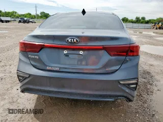 2021 Kia Forte LXS with VIN 3KPF24ADXME284537, listed as a Copart auction lot 58533165 with 70,745 mi miles and Salvage title. Bid and sale history available at DreamBid. Image 6.