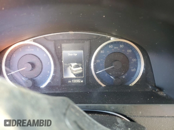 2016 Toyota Camry XLE with VIN 4T4BF1FK6GR533450, listed as a Copart auction lot 46222615 with 133,332 mi miles and Salvage Title. Bid and sale history available at DreamBid. Image 9.
