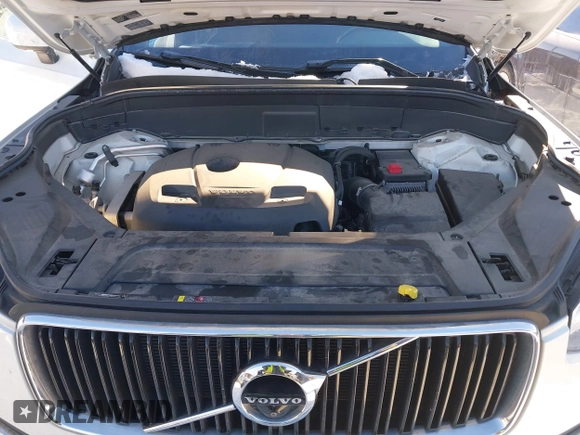 2018 Volvo XC90 Momentum with VIN YV4102XK8J1321378, listed as a IAAI auction lot 41304864 with 58,806 mi miles and . Bid and sale history available at DreamBid. Image 10.