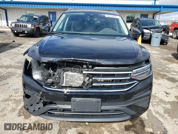 2023 Volkswagen Tiguan SE with VIN 3VVNB7AX2PM058818, listed as a Copart auction lot 55518755 with 35,878 mi miles and Salvage title. Bid and sale history available at DreamBid. Image 5.