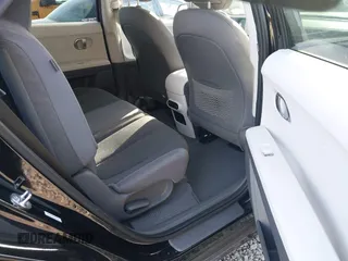 2024 Hyundai Ioniq 5 SE z VIN KM8KMDDF5RU253755, wystawiony jako IAAI lot #41356002 z przebiegiem 3 997 mil mil oraz . Historia ofert i sprzedaży dostępna na DreamBid. Obrazek 8.