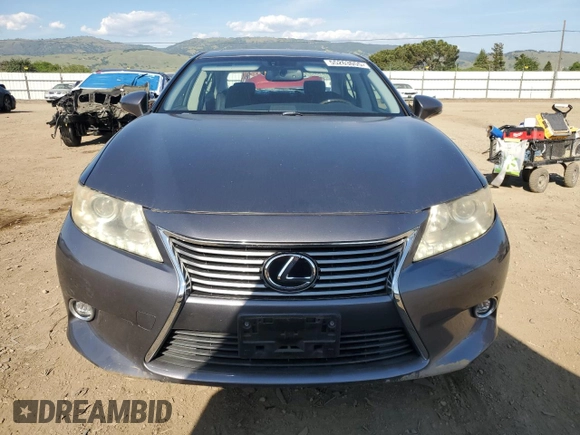 2015 Lexus ES 330 with VIN JTHBK1GG5F2164447, listed as a Copart auction lot 55078025 with 72,563 mi miles and Salvage Title. Bid and sale history available at DreamBid. Image 5.