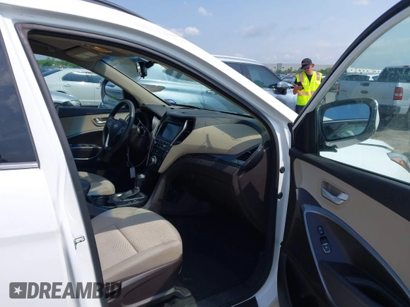 2018 Hyundai Santa Fe 2.4L z VIN 5NMZUDLB3JH055771, wystawiony jako IAAI lot #42126058 z przebiegiem 142 991 mil mil oraz . Historia ofert i sprzedaży dostępna na DreamBid. Obrazek 5.