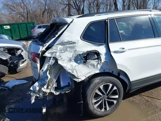 2022 Volkswagen Tiguan S with VIN 3VV0B7AX5NM042667, listed as a IAAI auction lot 41523101 with 41,724 mi miles and . Bid and sale history available at DreamBid. Image 6.