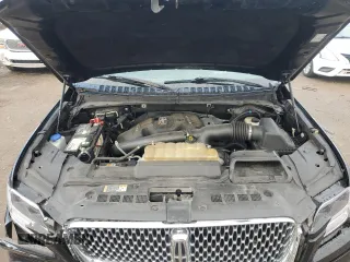 2019 Lincoln Navigator Reserve with VIN 5LMJJ3LT4KEL10417, listed as a Copart auction lot 81532284 with 140,395 mi miles and Salvage title. Bid and sale history available at DreamBid. Image 14.